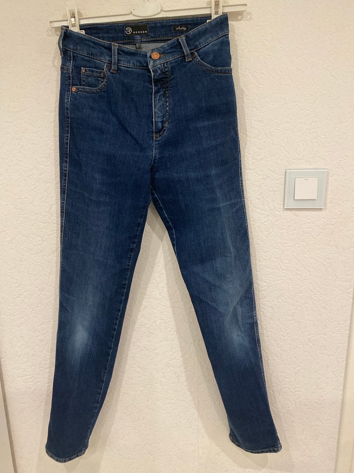 Rosner Audrey Jeans - Stijlvolle Damesbroek, Ophalen of Verzenden, Gedragen, Blauw, W28 - W29 (confectie 36)