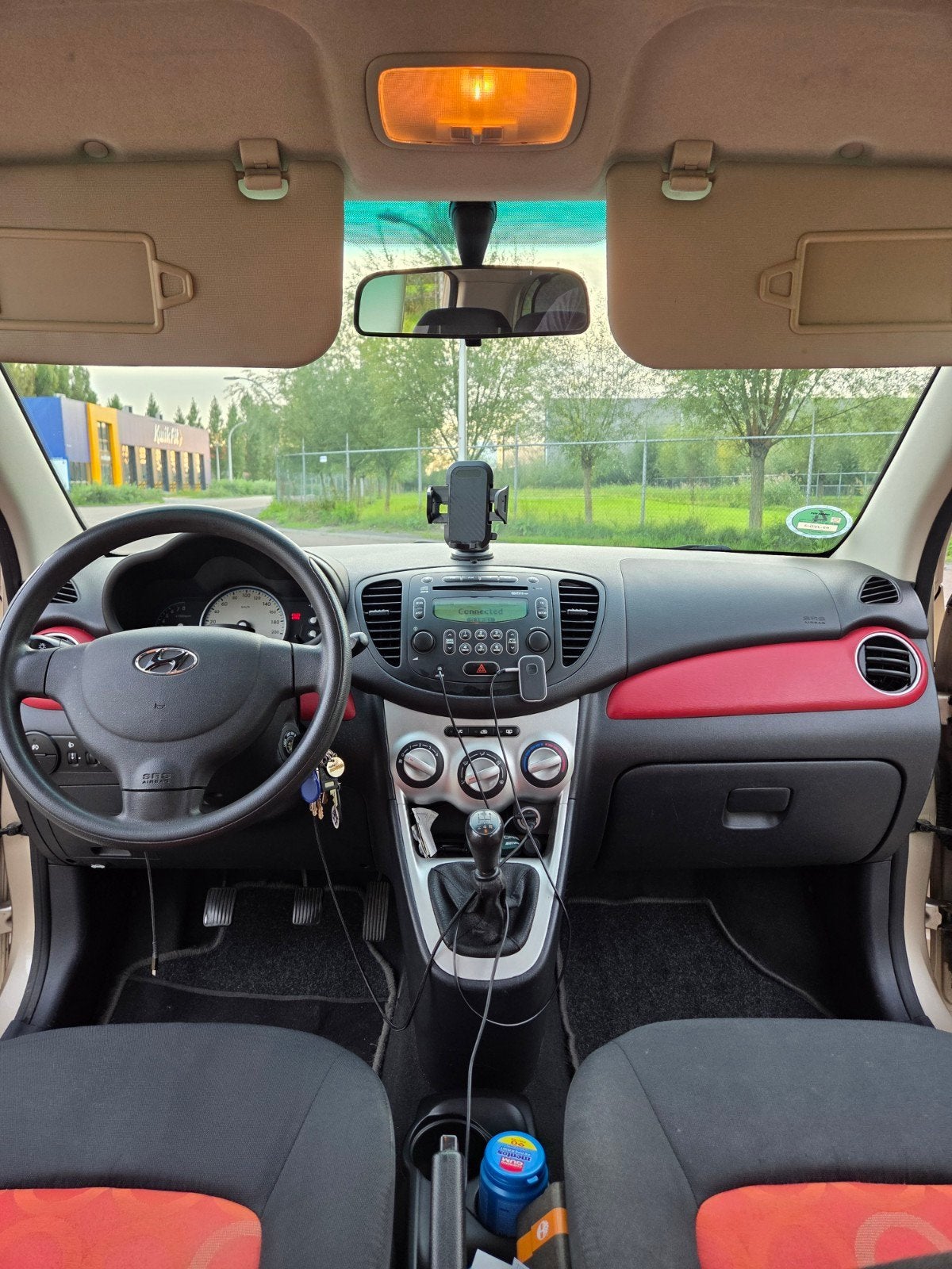Foto 9 van Hyundai i10 1.25 I 5DR 2009 Beige