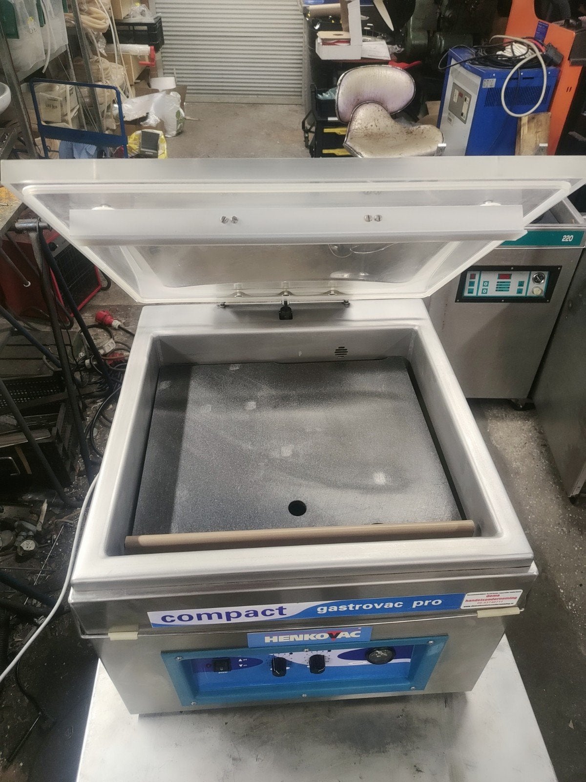 henkovac compact Gastrovac Pro vacuummachine, Ophalen