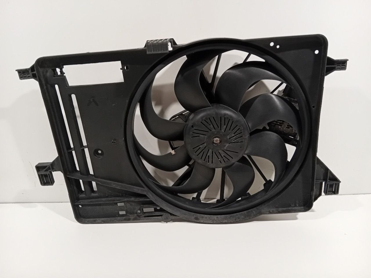 Koelventilatormotor Ford Transit Connect, Onderdelen@venauto.nl, Van der Ven Autorecycling B.V., Gebruikt, Ettenseweg 76, 4706 PB Roosendaal, The Netherlands