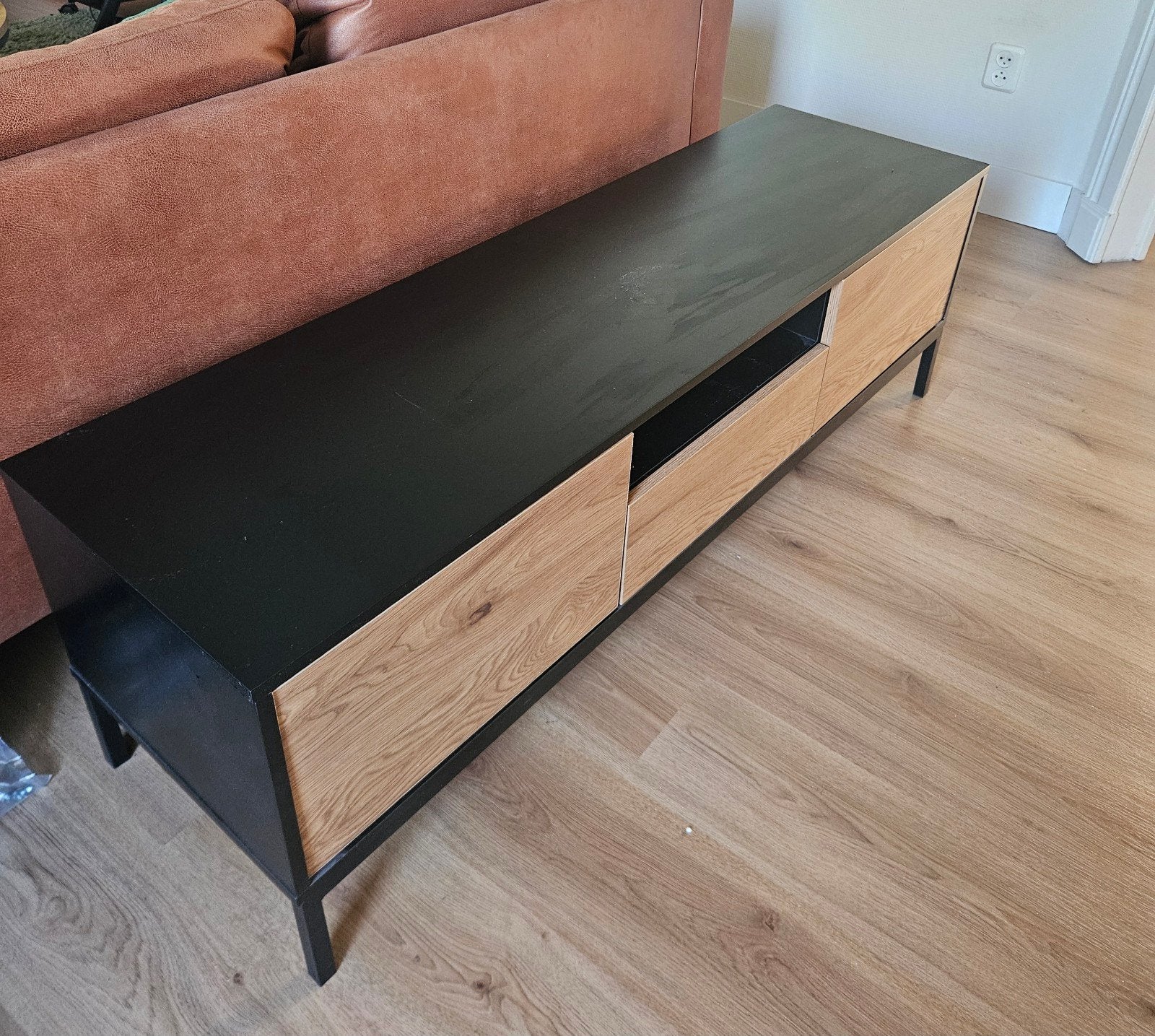 MOOS Jaxon Tv-meubel - Eiken, Ophalen, 100 tot 150 cm, Zo goed als nieuw, Minder dan 100 cm