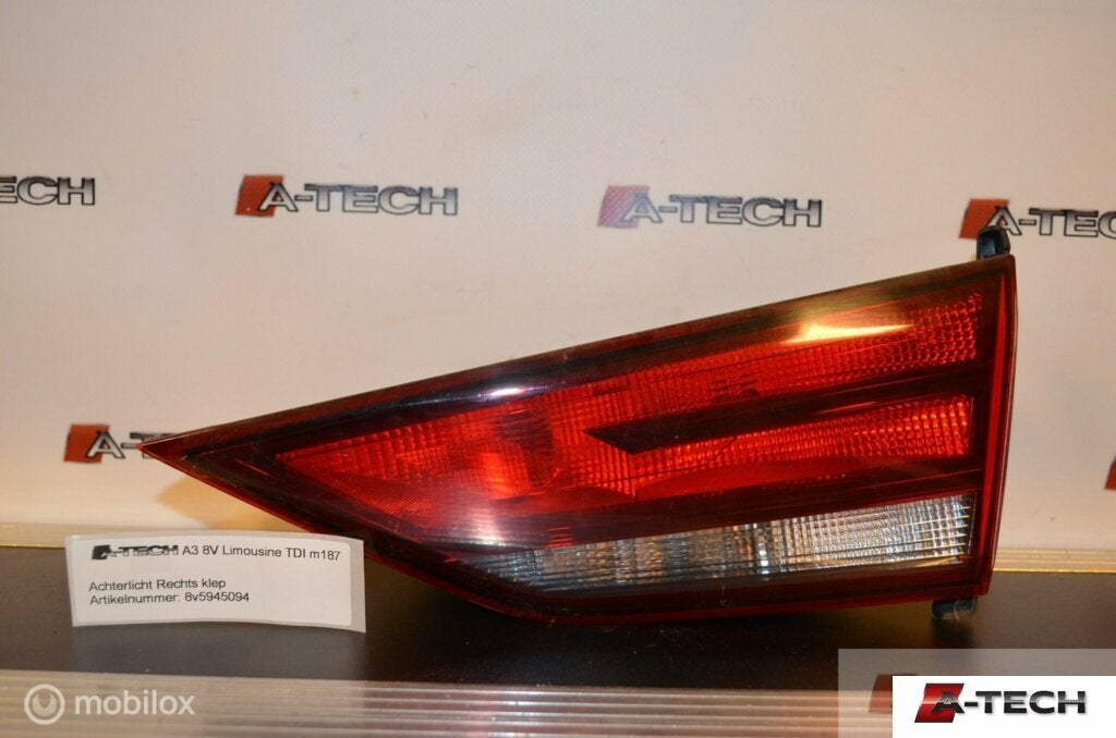 Achterlicht rechtsbinnen Audi A3 Limousine 8V 8v5945094, Auto-onderdelen, Verlichting, Audi, Gebruikt, Audi, Ophalen of Verzenden