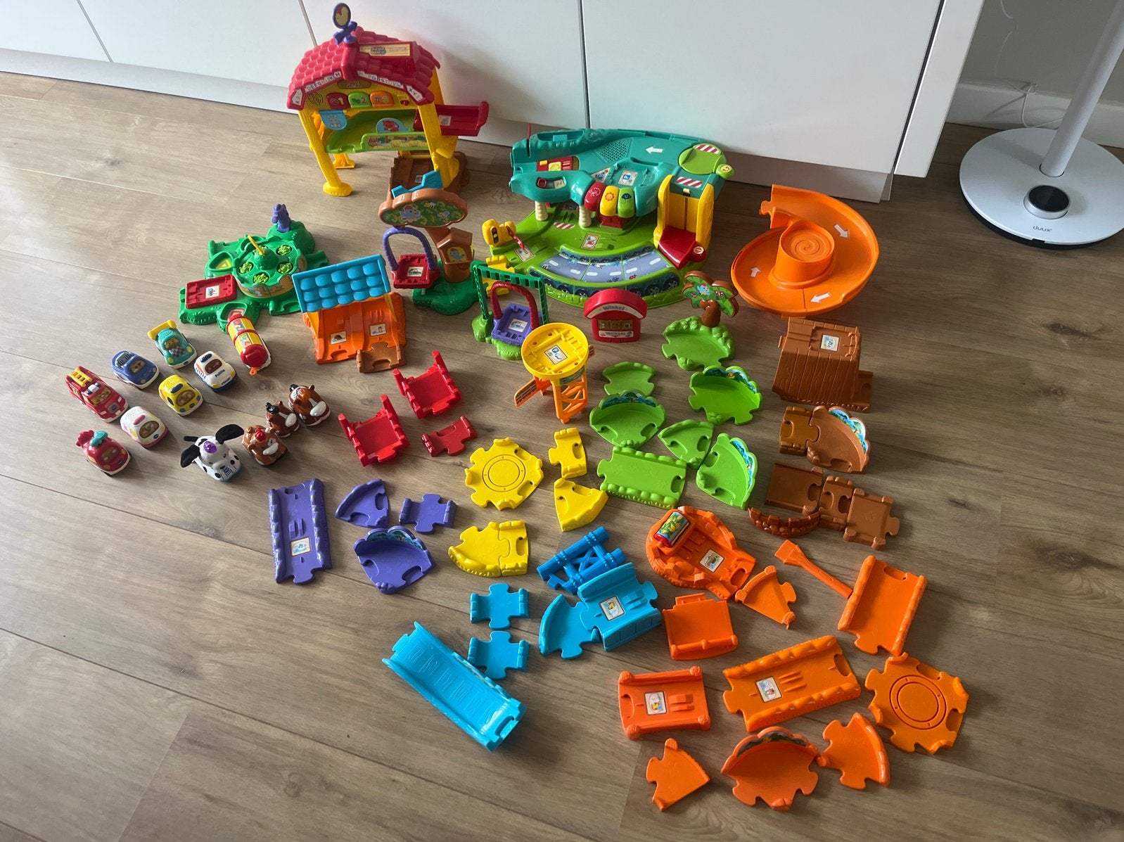 Grote bak met VTech Toet Toet Auto's en Zoef Zoef Dieren, Ophalen, Gebruikt, 2 tot 4 jaar