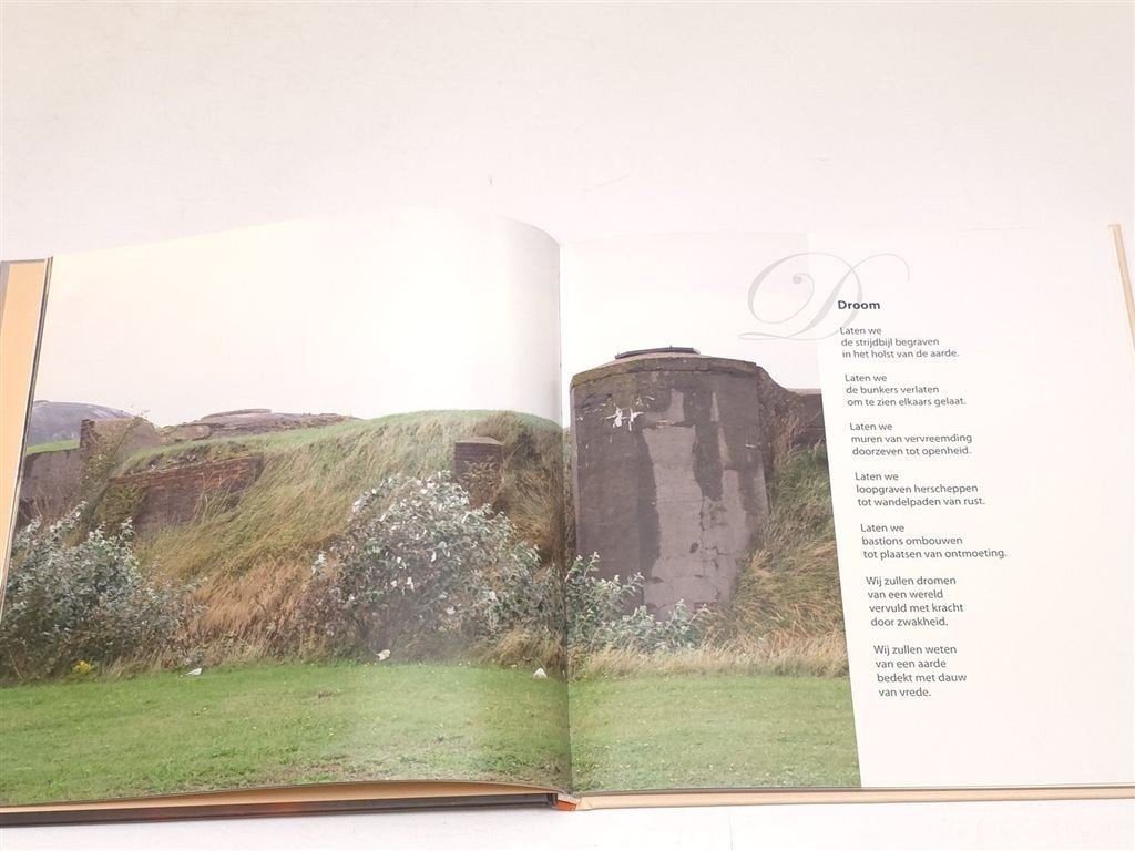 Verwonderen — Poëzie & Fotografie in Beeld, Boeken, Gedichten en Poëzie, Ophalen of Verzenden, Zo goed als nieuw, Meerdere auteurs