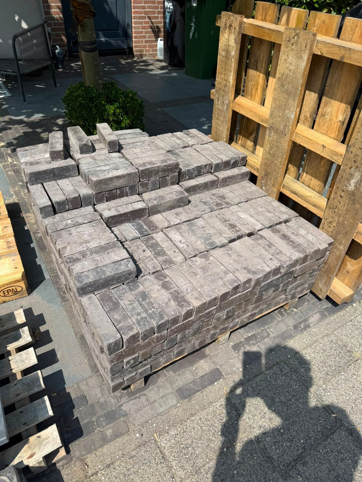 Nieuw gebakken klinkers antraciet, Ophalen, Zo goed als nieuw, Beton, Klinkers