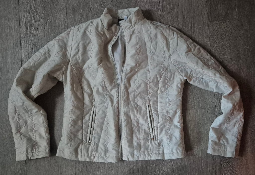 Gebroken wit jasje maat S met gekleurd stiksel, Beige, Ophalen of Verzenden, Zo goed als nieuw, Laura Stein