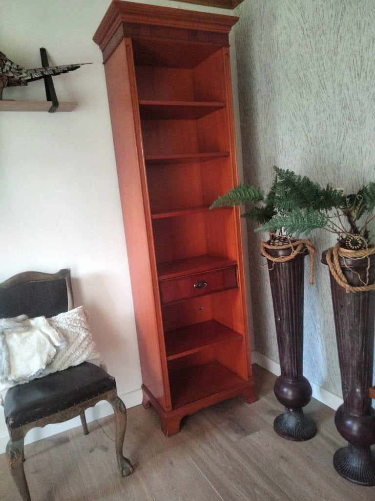 Boekenkast, engelse stijl, Ophalen, Met plank(en), 50 tot 100 cm, Zo goed als nieuw