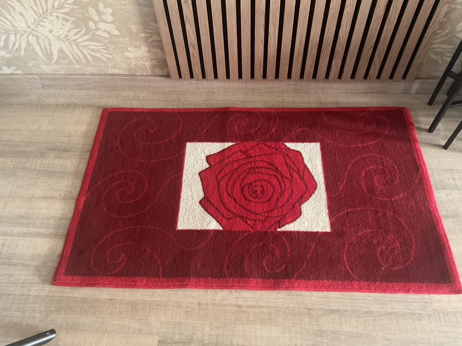 Mooi vloerkleedje( 100x60cm) ROOS, Huis en Inrichting, Stoffering | Tapijten en Kleden, Ophalen of Verzenden, Zo goed als nieuw