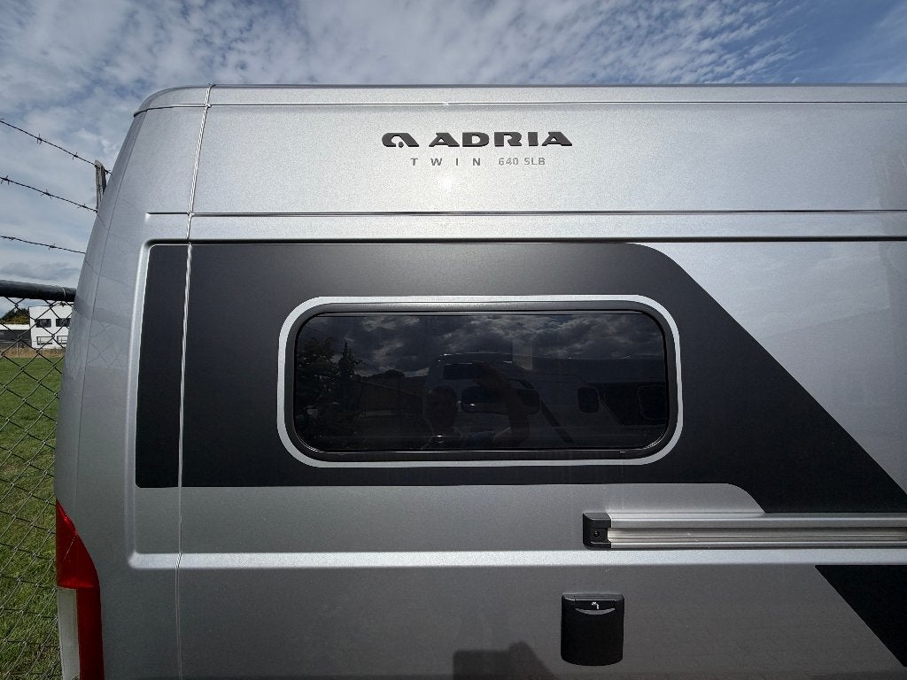 Foto 2 van AdriaTWIN SLB 640*AUTOMAAT* DUITSE PRIJS>NEDERLANDSE CAMPER