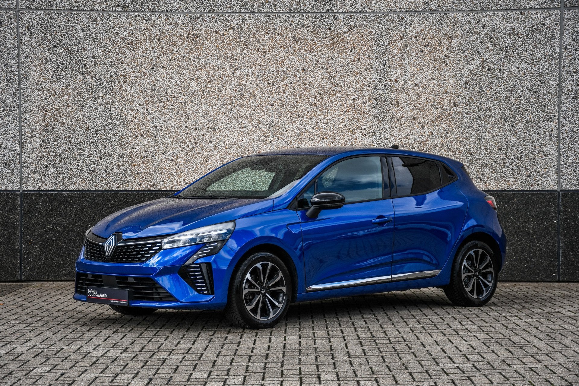 Renault Clio 1.0 TCe 90 GPF techno (bj 2025), Auto's, Voorwielaandrijving, Gebruikt, Blauw, Leder en Stof