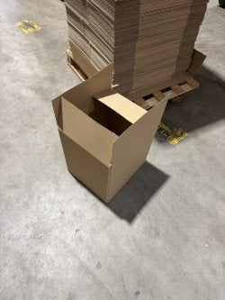 Partij kartonnen dozen – 300 stuks per pallet, Ophalen, Nieuw