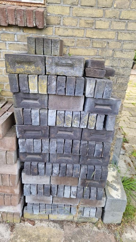 Metselstenen en tegels: zwart, rood en 30x30, Doe-het-zelf en Verbouw, Metselstenen, Ophalen, Bakstenen