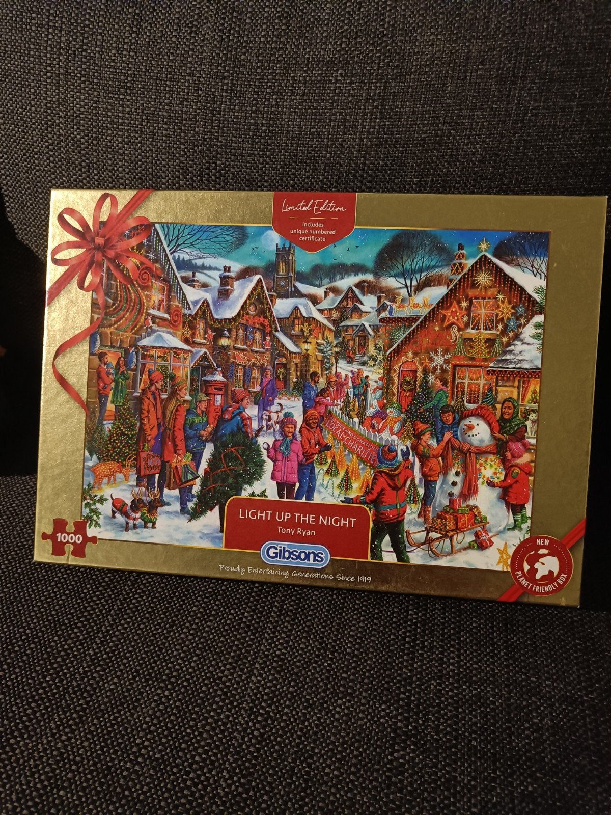 Gibson Kerstpuzzel 'Light Up The Night' 1000, Hobby en Vrije tijd, Denksport en Puzzels, Ophalen of Verzenden, 500 t/m 1500 stukjes