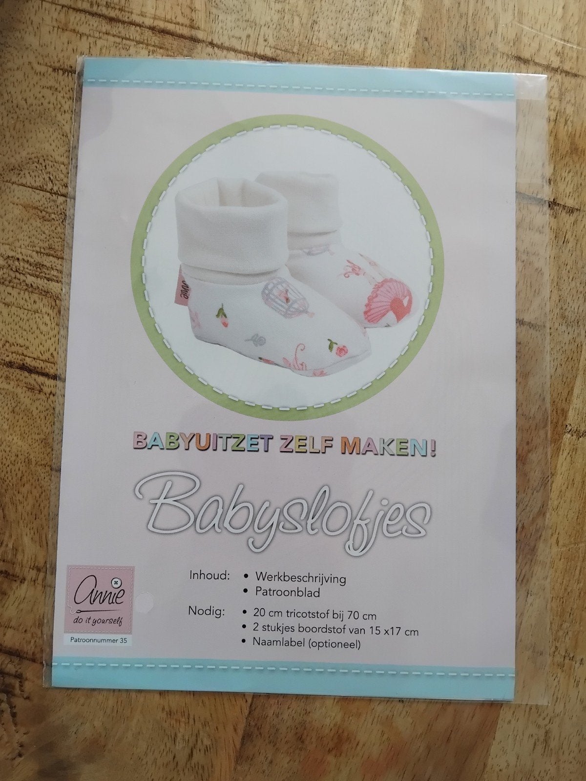 Patroon Babyslofjes - Annie do it yourself, Ophalen of Verzenden, Nieuw, Vrouw