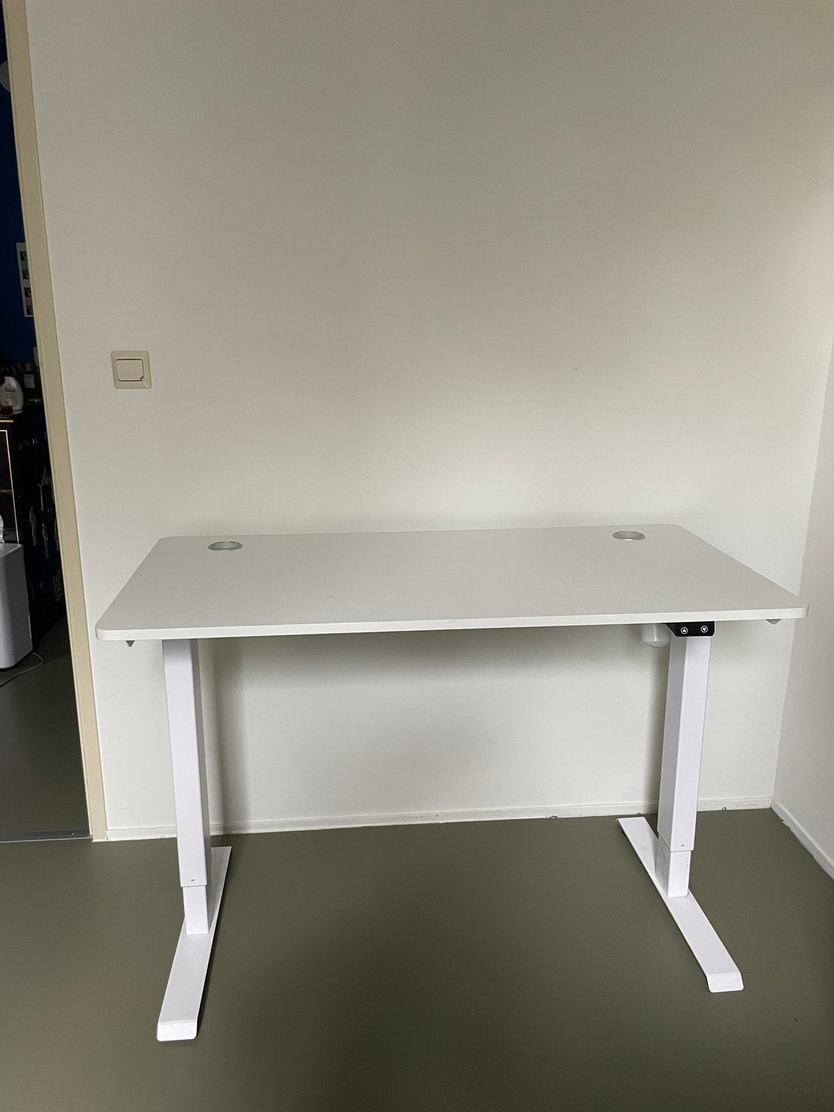 Electric standing desk, Ophalen, Zo goed als nieuw