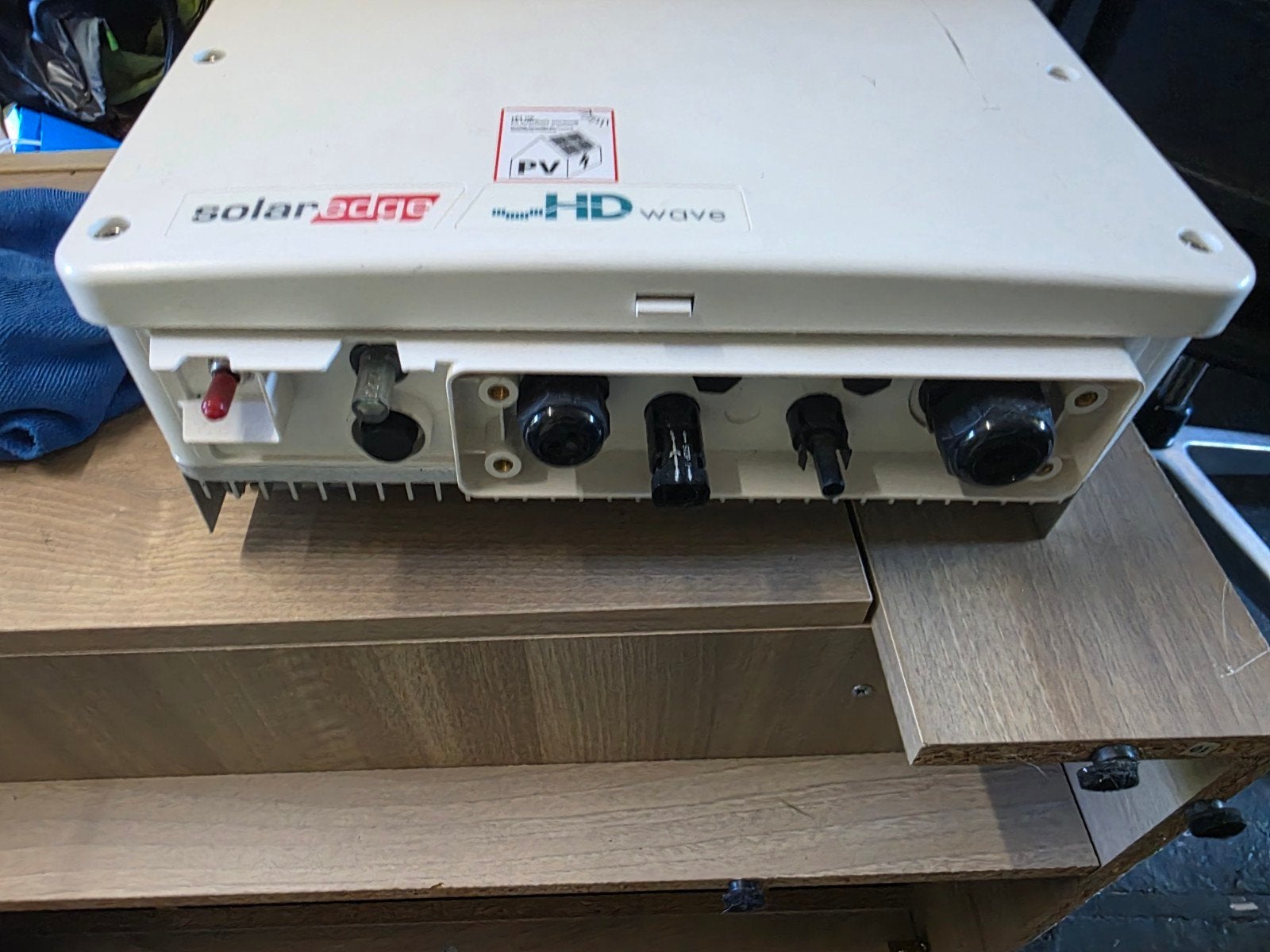 SolarEdge SE3000H HD-Wave 1-fase omvormer 3000W, Doe-het-zelf en Verbouw, Elektra en Kabels, Ophalen of Verzenden