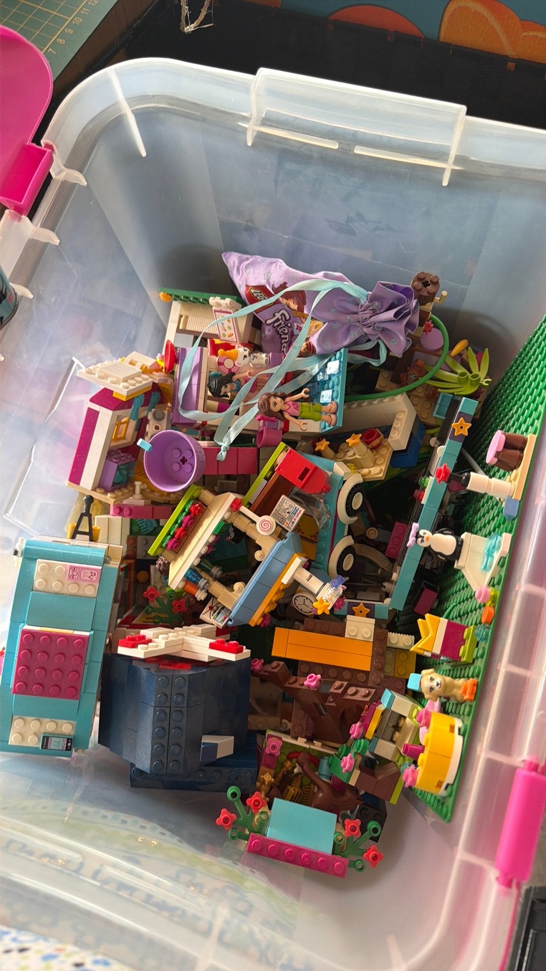 Veel lego friends, Kinderen en Baby's, Speelgoed | Duplo en Lego, Ophalen, Zo goed als nieuw, Duplo