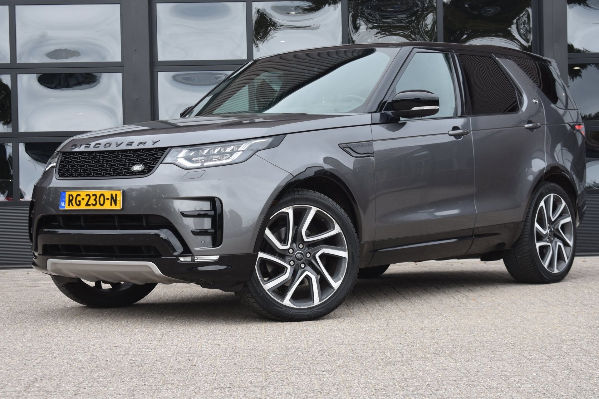 Land Rover Discovery 3.0 Td6 HSE Luxury '17 Leder LED Clima, Automaat, Gebruikt, 259 pk, Bedrijf