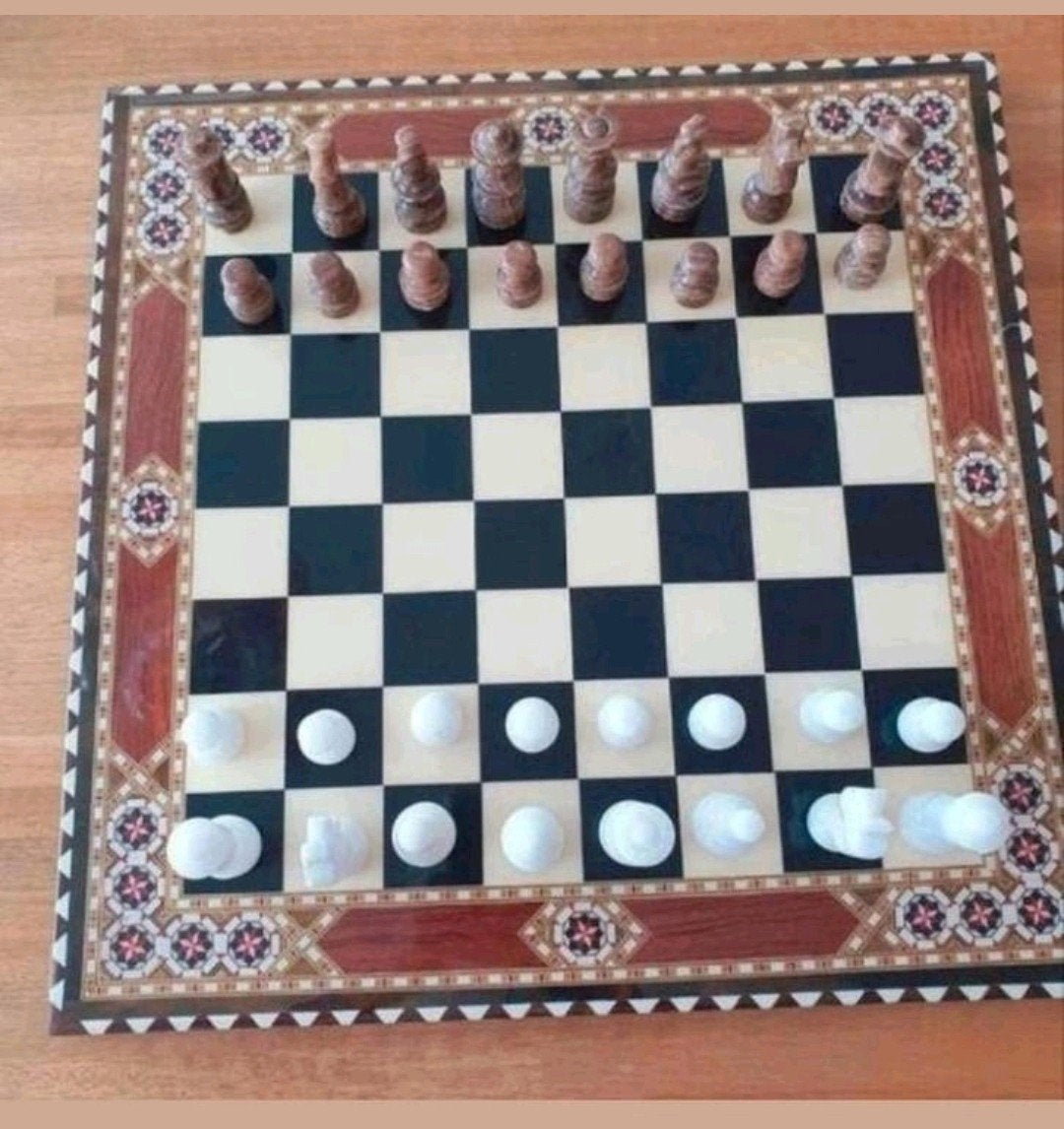 Marmeren schaakstukken, Ophalen of Verzenden