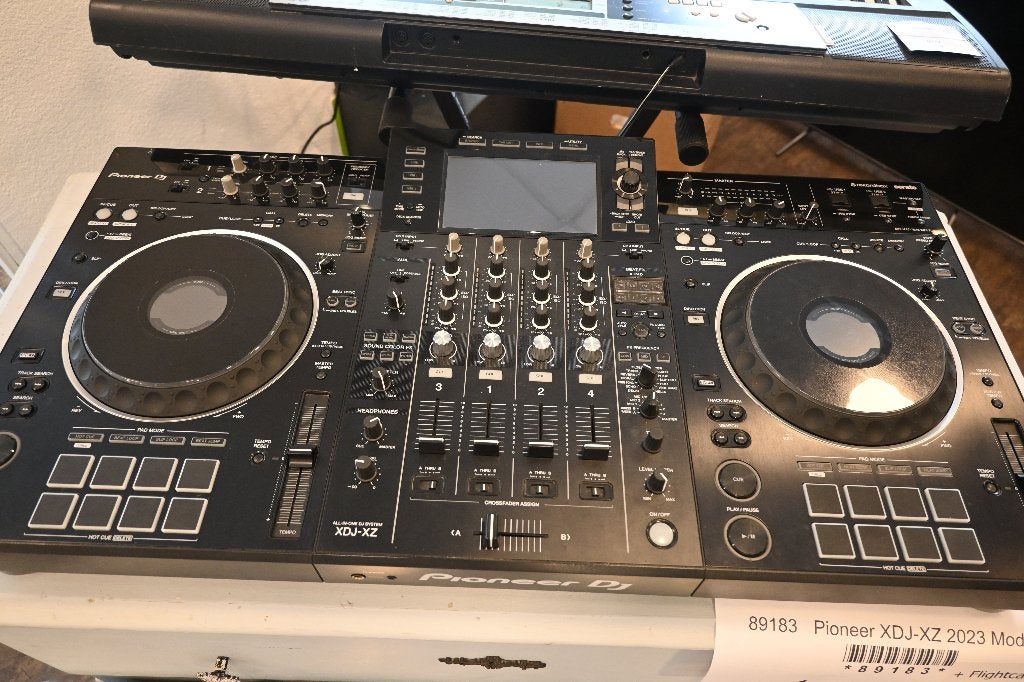 Pioneer XDJ-XZ All-in-one – bouwjaar 2023 + flightcase, Gebruikt, Dj-set, Yokohama, Japan, Pioneer DJ