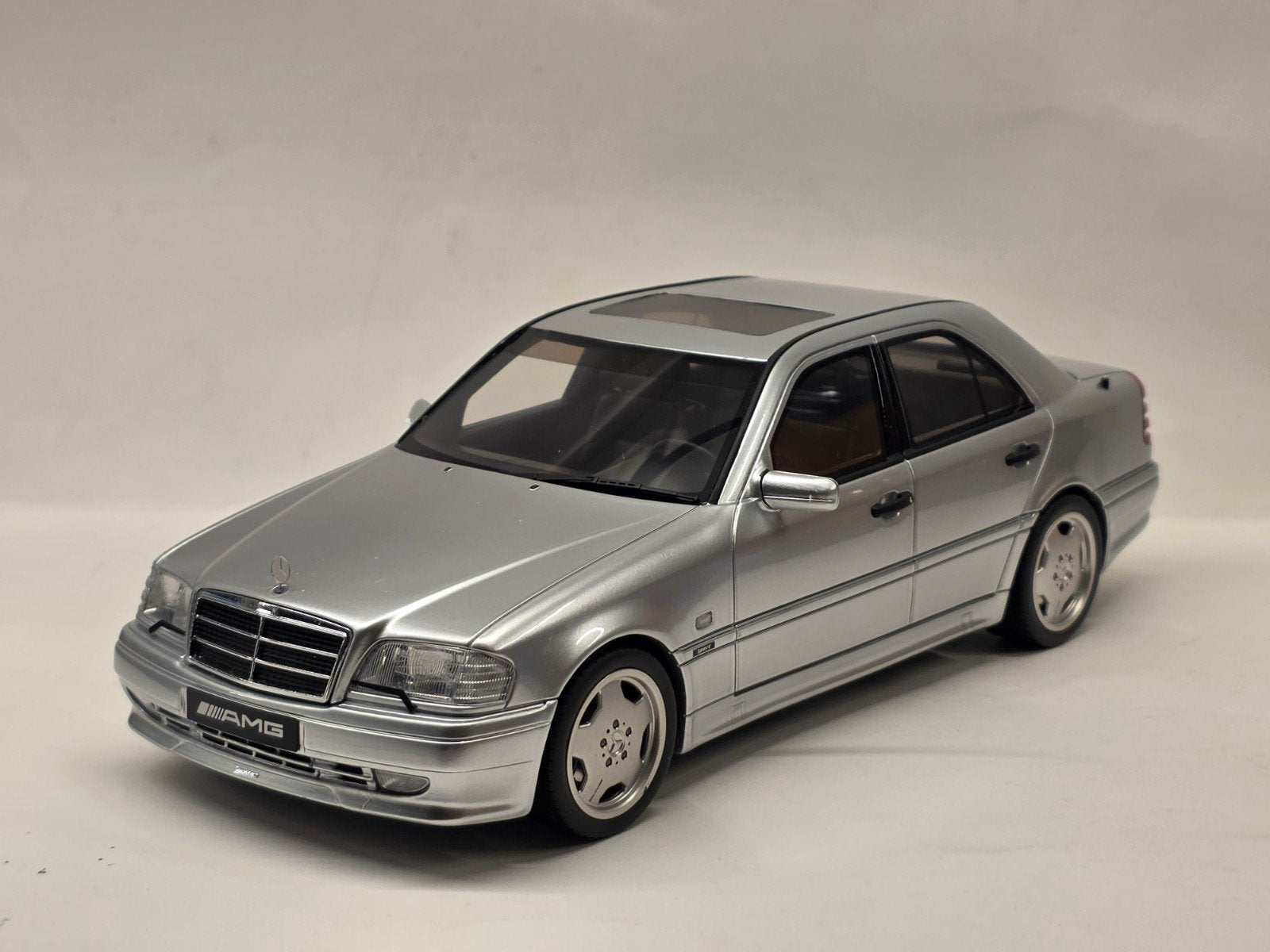 Ottomobile Mercedes C36 AMG W202 1:18, Hobby en Vrije tijd, Modelauto's | 1:18, OttOMobile, Auto, Nieuw, Ophalen of Verzenden