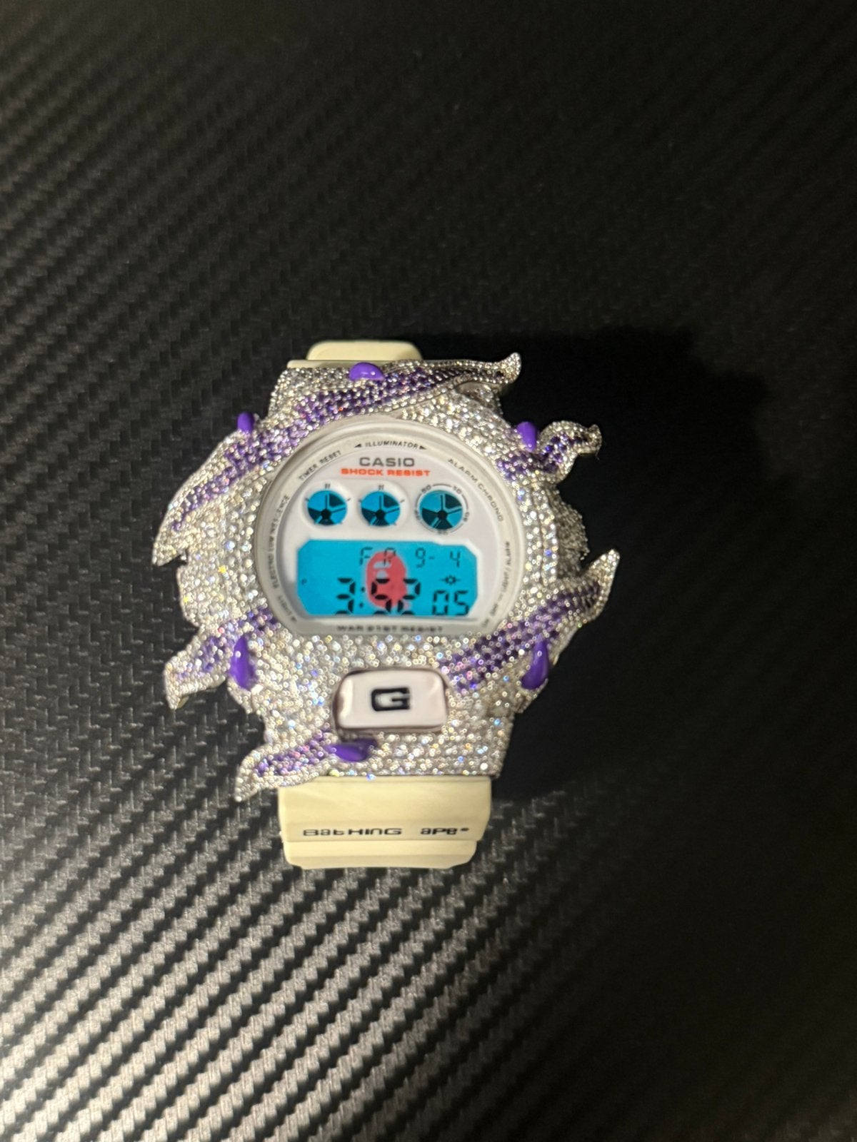 G-Shock DW-6900 x Bape Moissanite Custom Iced Out, Wit, Ophalen of Verzenden, Zo goed als nieuw, Waterdicht