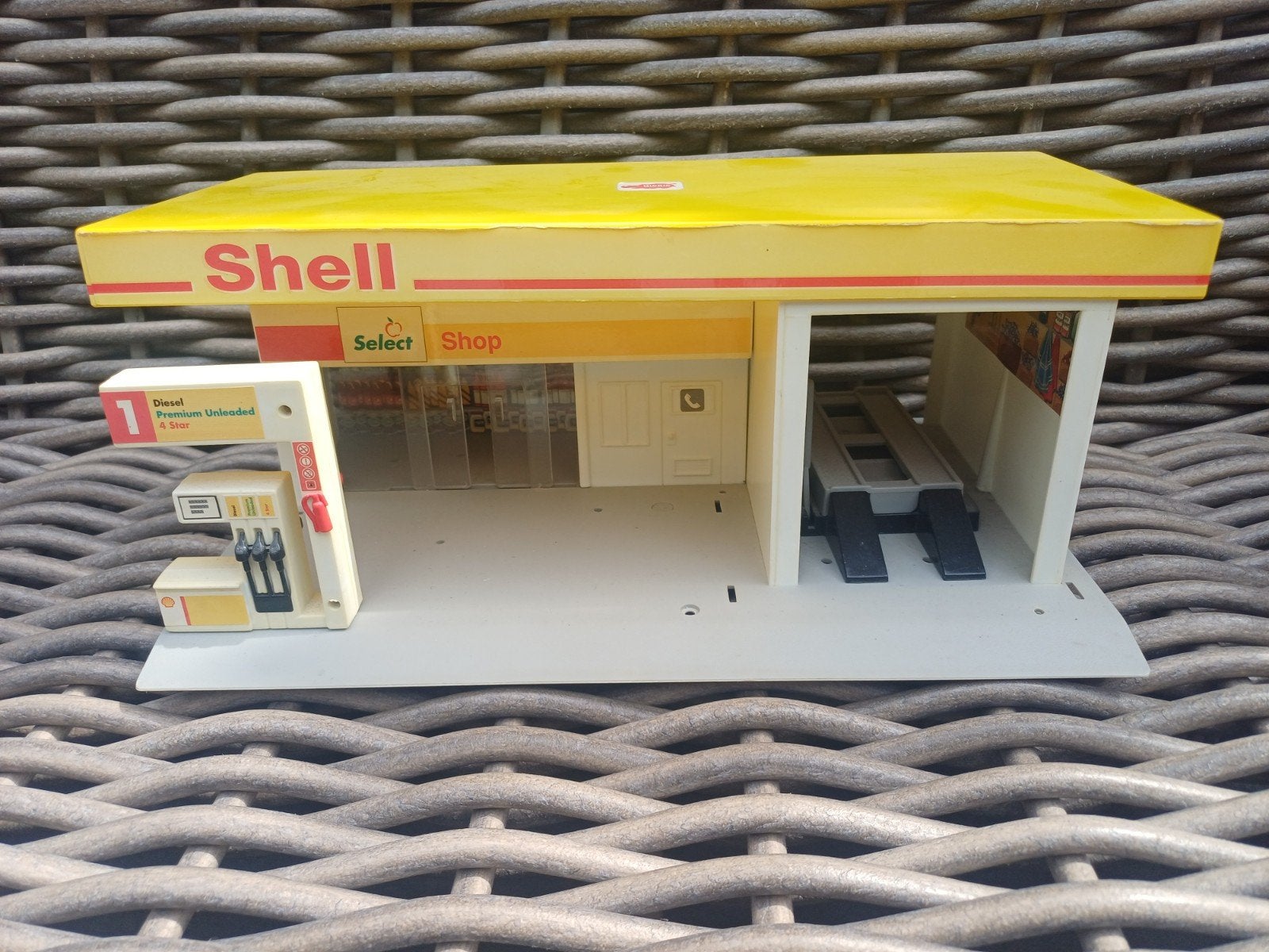 speelgoed SHELL tankstation, beweegbare brug, shop, garage, Ophalen of Verzenden, Gebruikt