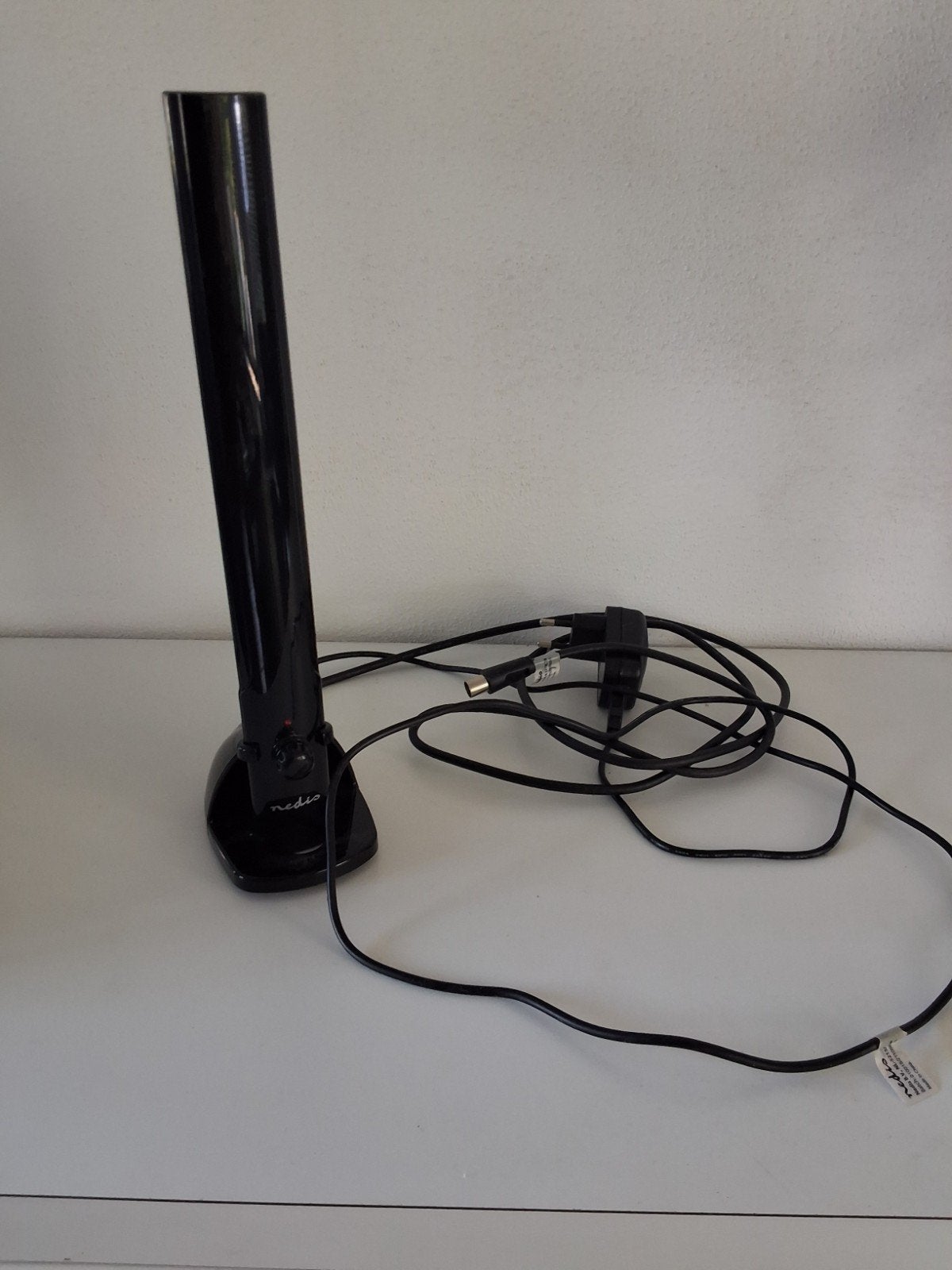 Nedis ANIR1501BK DVB-T/T2 Binnenantenne, Ophalen, Zo goed als nieuw, Antenne