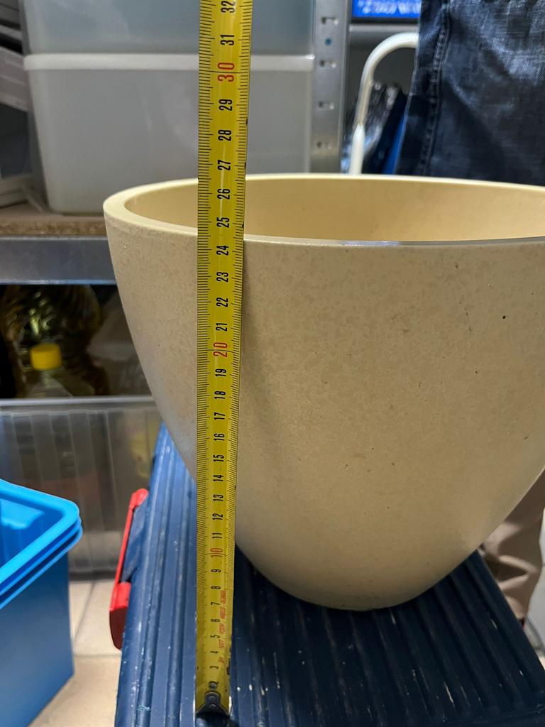 Grote ronde bloempot, crème/beige, 30 cm hoog, Tuin en Terras, Bloempotten, Overige materialen, Gebruikt, 40 cm of meer, Rond