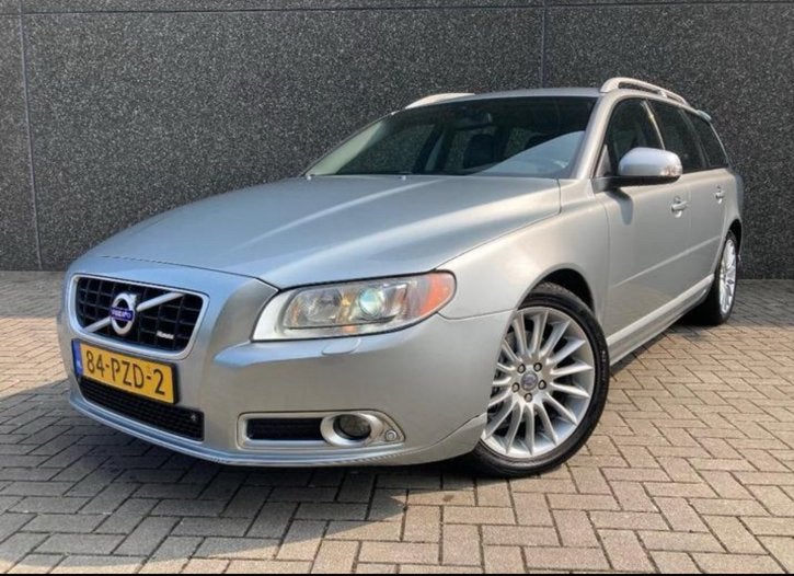 Volvo V70 R-Design 2.0T 253 pk| 2011 | 273.000 km | Leder, Voorwielaandrijving, Zwart, Stationwagon, Handgeschakeld