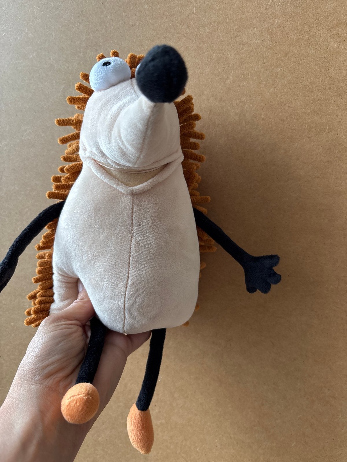Leuke egel handpop knuffel - zo goed als nieuw, Overige typen, Ophalen of Verzenden, Zo goed als nieuw, Middelgroot (20 tot 80 cm)