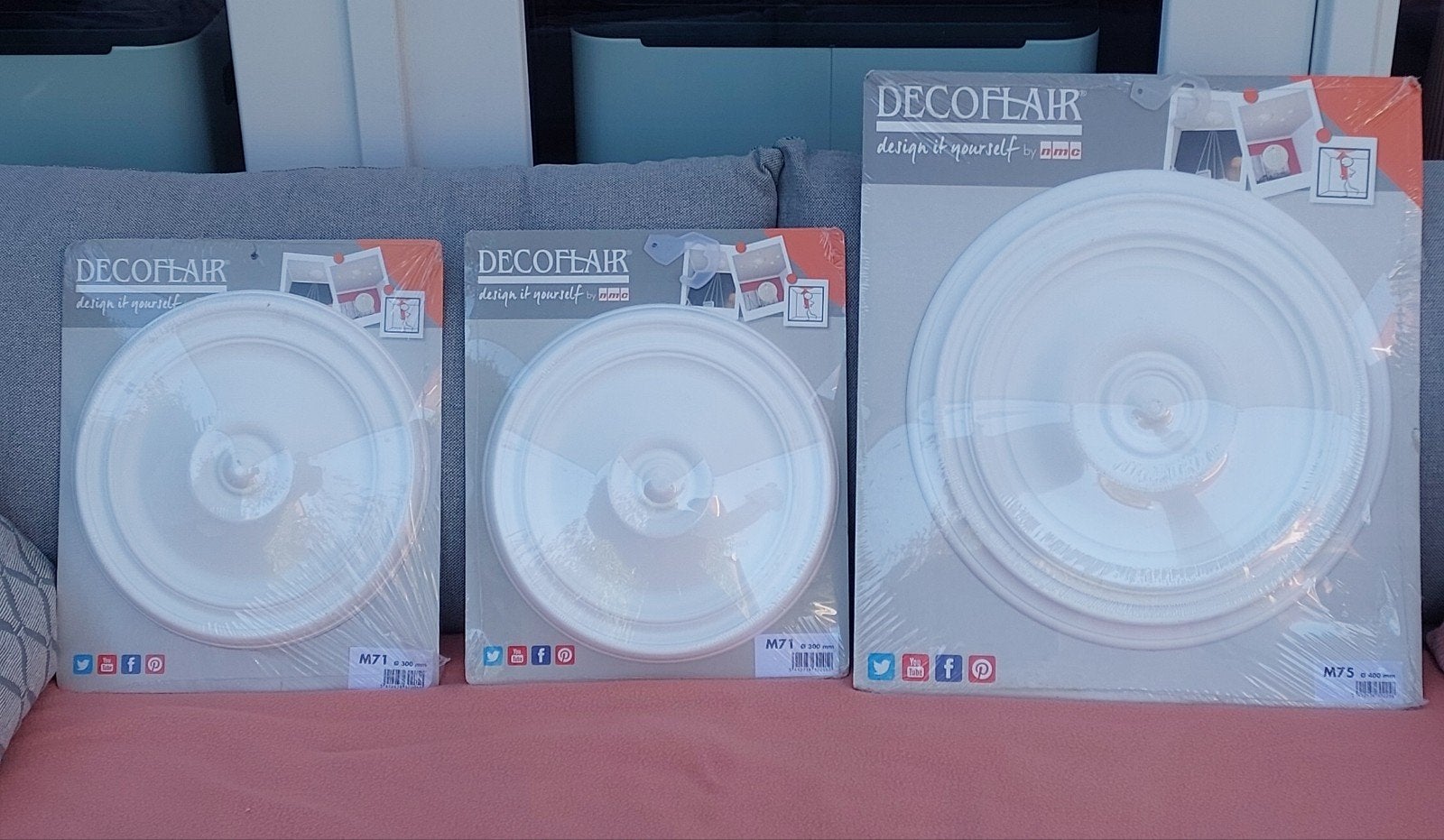 3 stuks Decoflair plafondrozetten M71 (300mm) en M75 (400mm), Kunststof, Overige typen, Nieuw, Ophalen of Verzenden