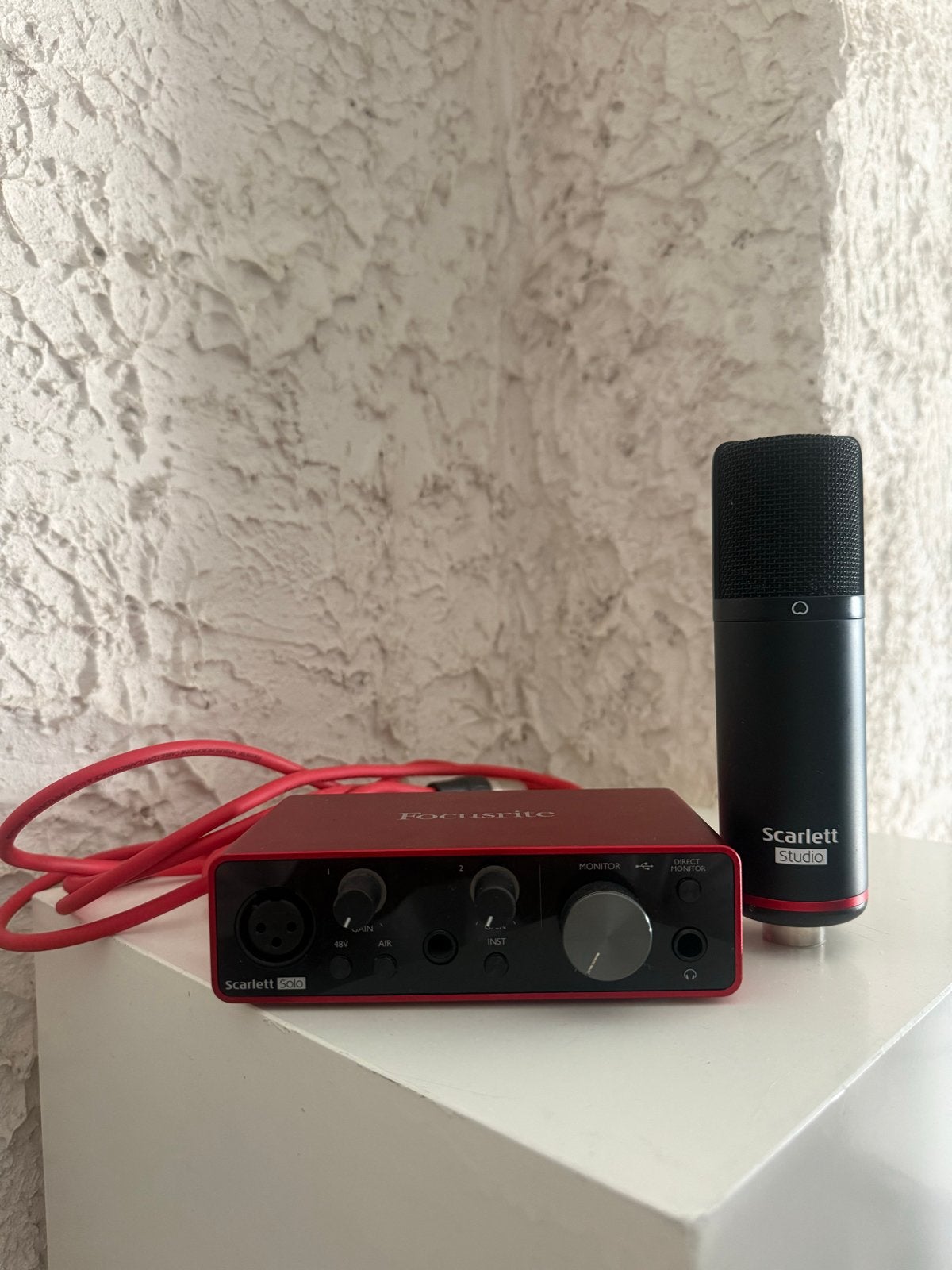 Focusrite Scarlett Solo Studio Bundle (Interface, Mic, Kabel, Ophalen of Verzenden, Zo goed als nieuw, Studiomicrofoon