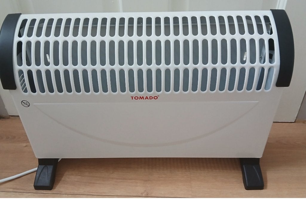 Tomado convectorverwarming 1500 Watt, Witgoed en Apparatuur, Ovens, Ophalen of Verzenden, Zo goed als nieuw, Vrijstaand, Minder dan 45 cm
