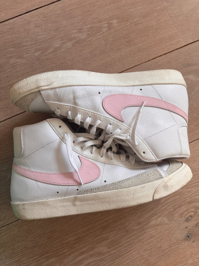 Nike Blazer Mid '77 Vintage White Pink - Maat 47.5, Verzenden, Wit, Nike, Sneakers of Gympen