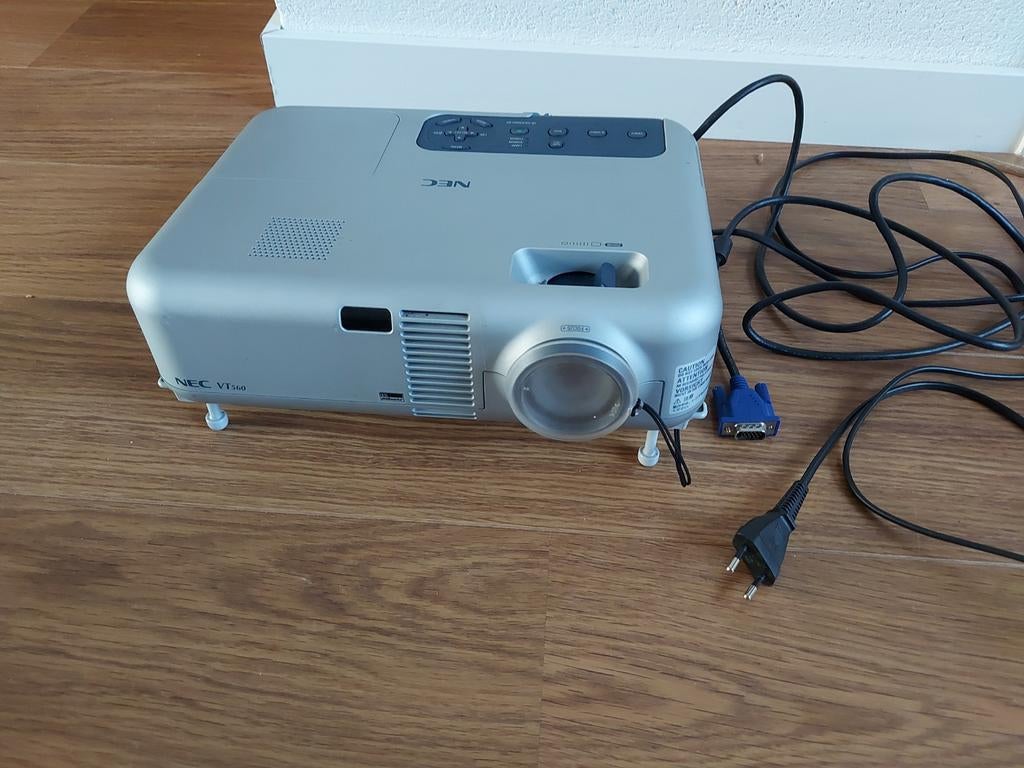 NEC VT560 projector (XGA portable projector), Audio, Tv en Foto, Beamers, Ophalen of Verzenden, Gebruikt, Overige resoluties, NEC