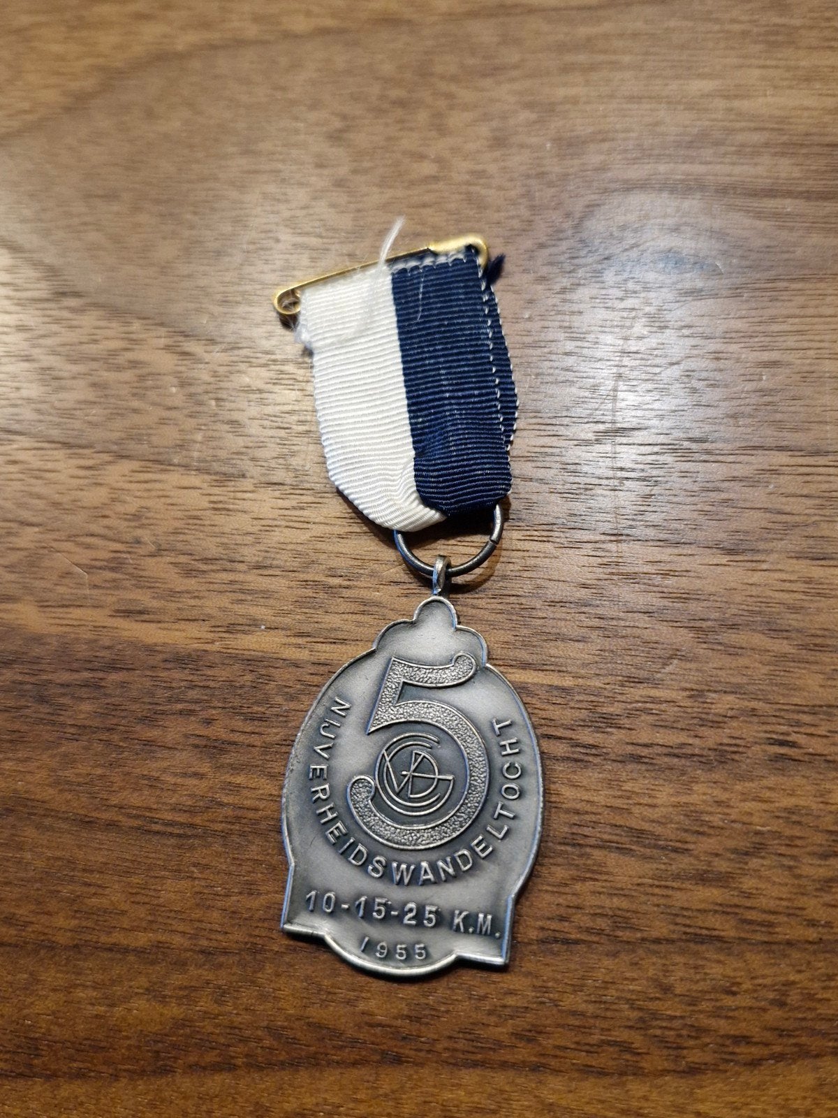 325 Nijverheidswandeltocht Medaille 1955 - Zilverkleurig, Postzegels en Munten, Penningen en Medailles, Ophalen of Verzenden