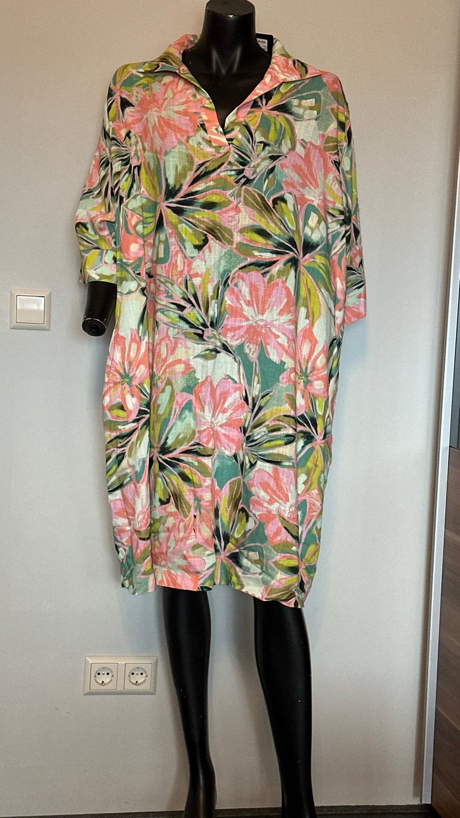 Ivanka 25S dessin tropical multicolor jurk, Kleding | Dames, Meerkleurig, Maat 46/48 (XL) of groter, Nieuw, Ophalen of Verzenden