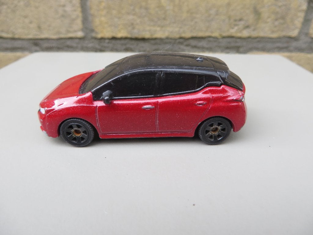 Matchbox Nissan Leaf, Ophalen of Verzenden, Gebruikt, Auto