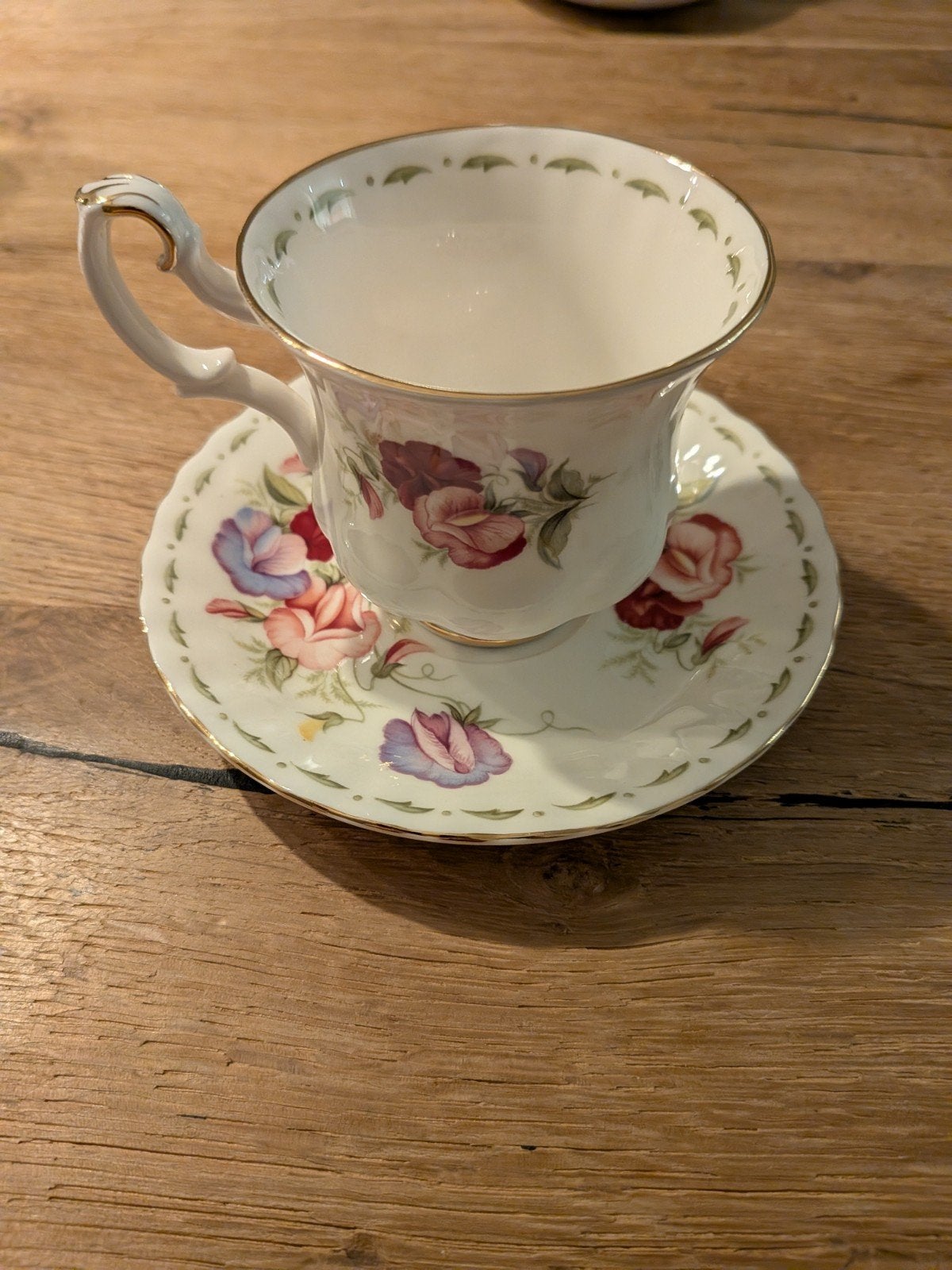 Royal Albert Kop en Schotel - April - Sweet Pea, Ophalen of Verzenden