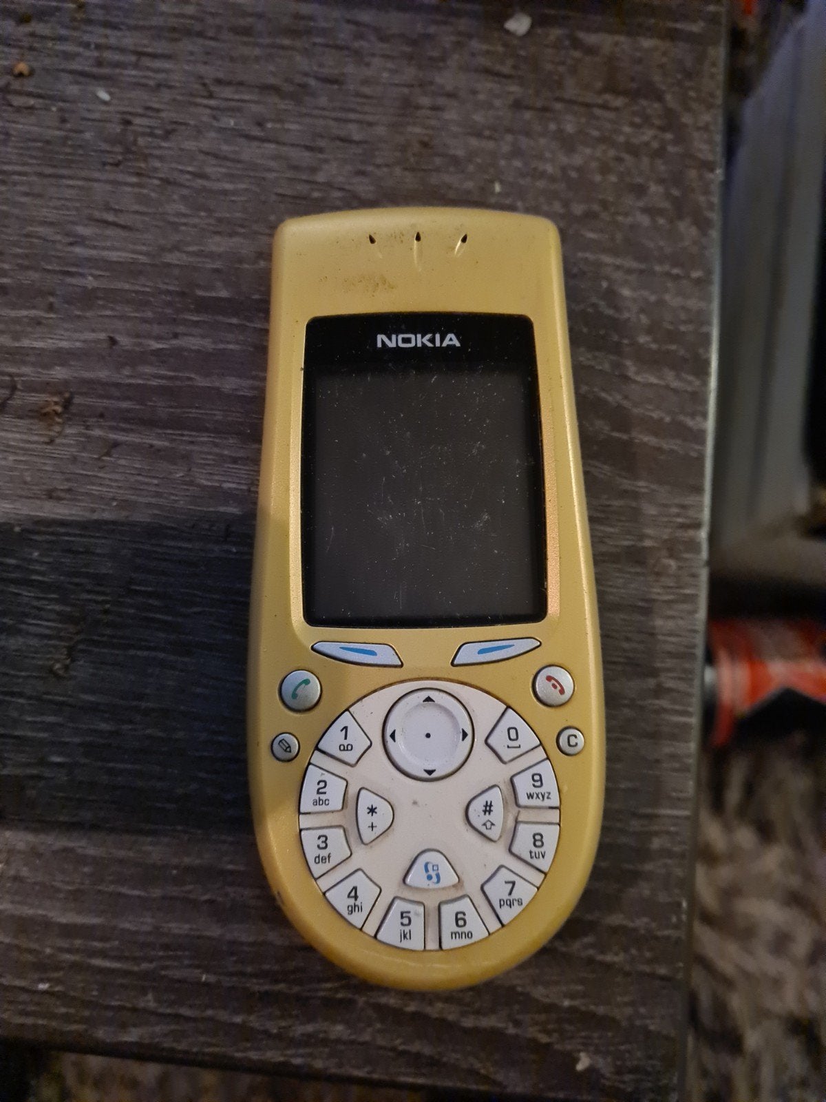 Nokia 3650 - Klassieke telefoon in goede staat, Gebruikt, Geel, Fysiek toetsenbord, Ophalen of Verzenden