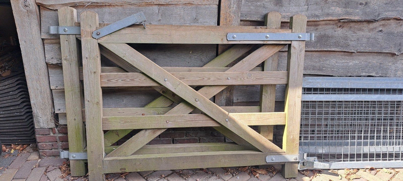 Poort weidepoort paardenwei met twee palen, Ophalen, Met poort, Zo goed als nieuw, Tuinhek