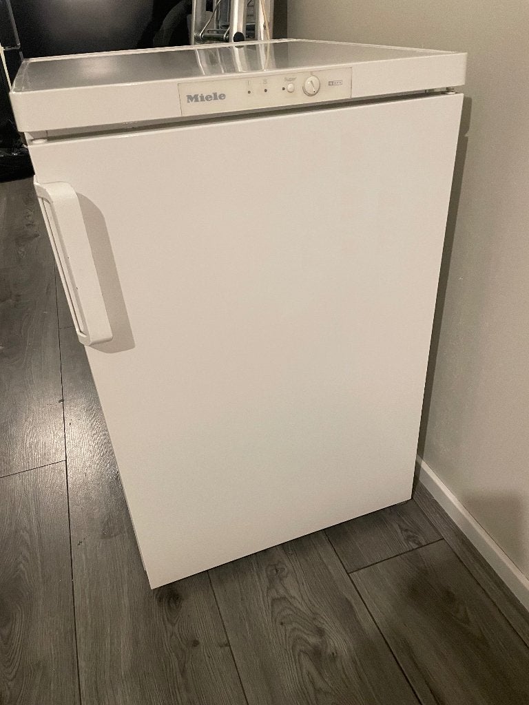 Vrieskast Miele 4 laden, Witgoed en Apparatuur, Vriezers en Diepvrieskisten, Gebruikt, Minder dan 60 cm, Vrijstaand, Ophalen