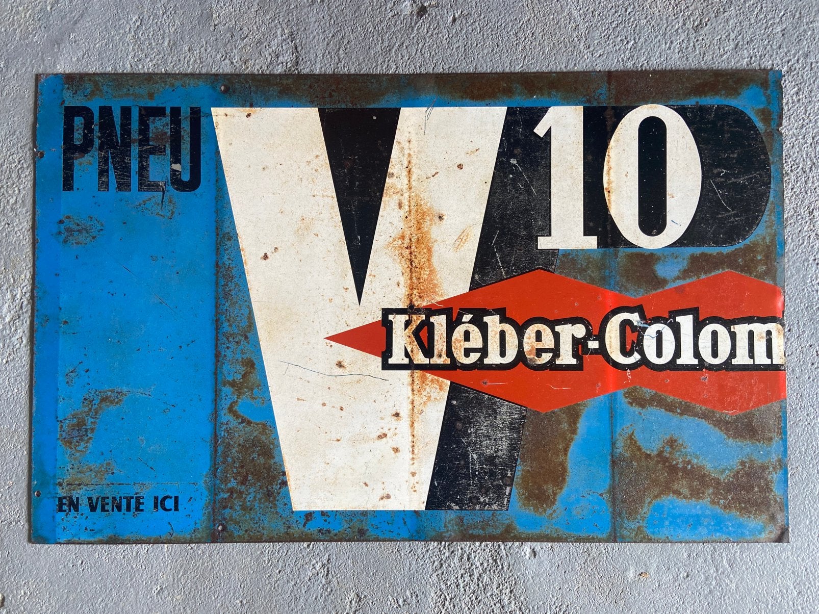 Reclamebord Kleber-colombes, Ophalen