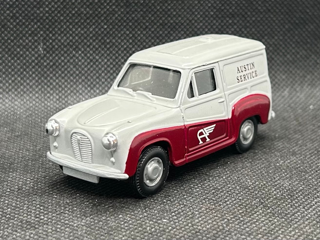 Corgi Austin A35 Van 1:43, Verzenden, Zo goed als nieuw, Auto, Corgi