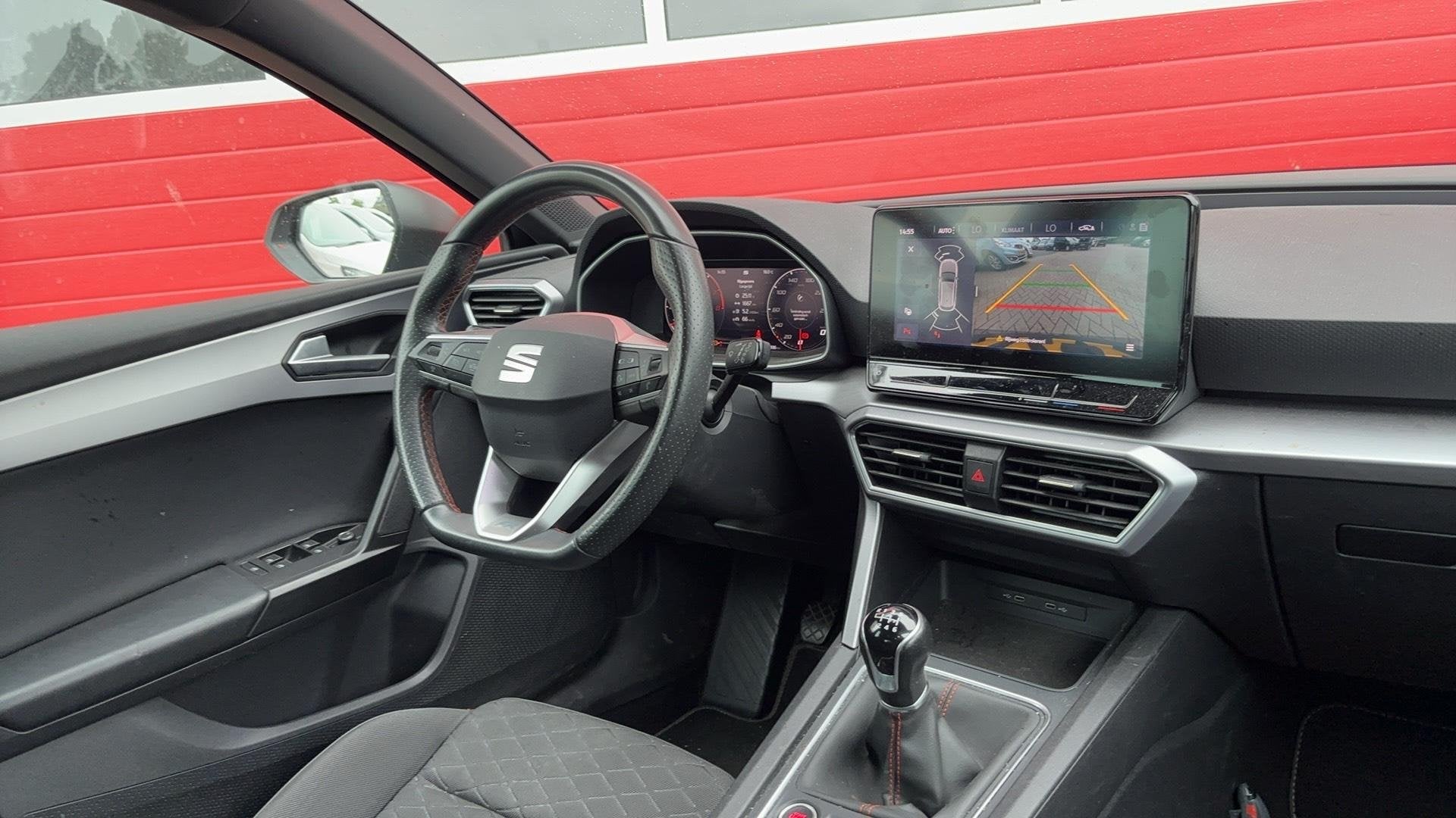 SEAT Leon 1.0 TSI FR Business Intense SFEER / CAMERA / FULL, Auto's, Stof, Gebruikt, Euro 6, Leon