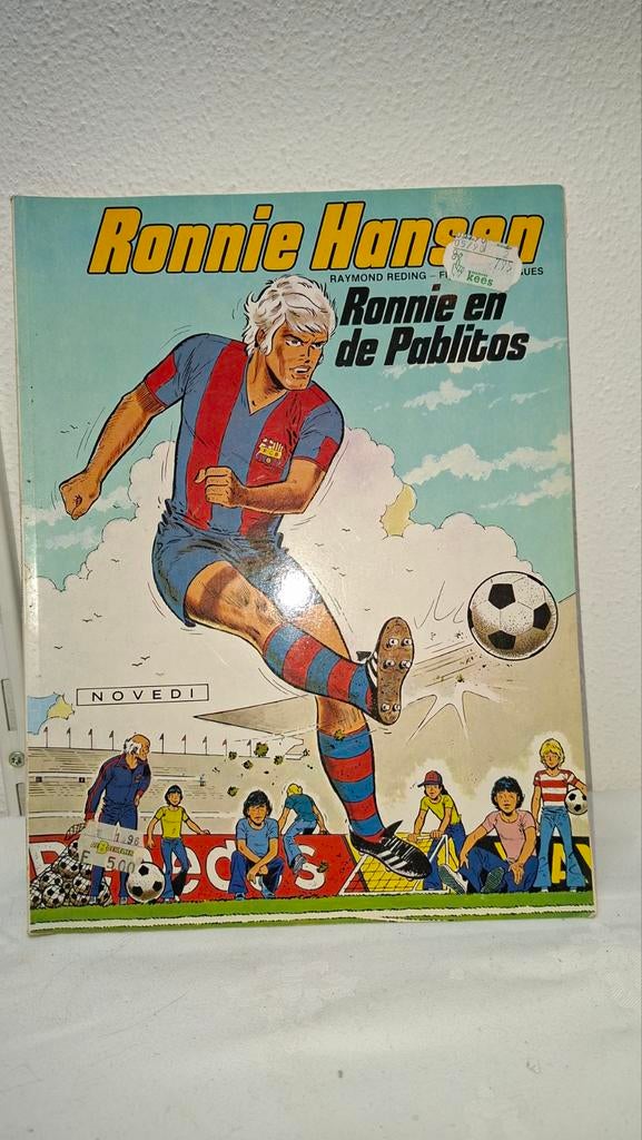 Ronnie Hansen: Ronnie en de Pablitios - Voetbalstripboek, Gelezen, Raymond Reding, Eén stripboek, Ophalen of Verzenden