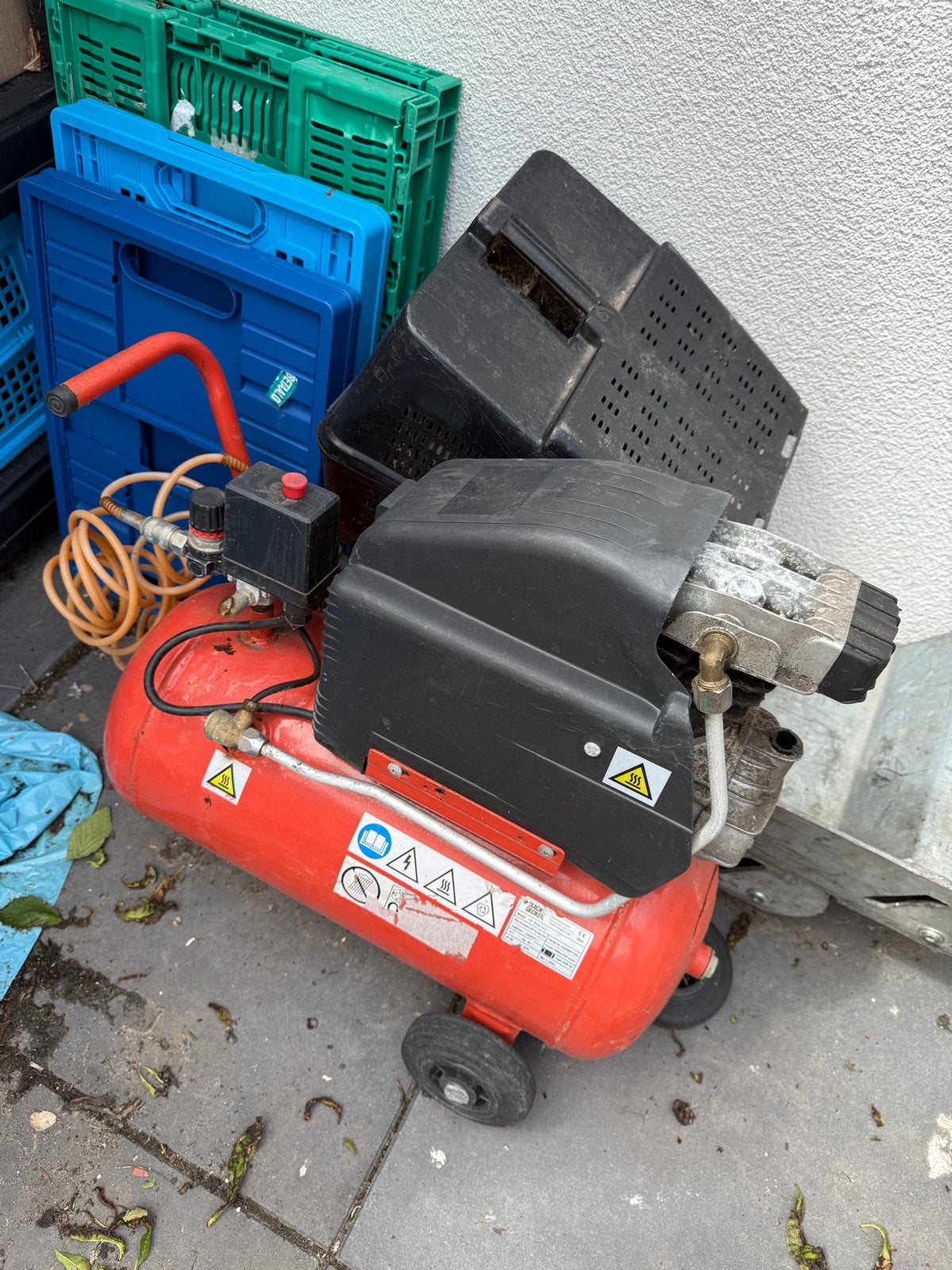 Black & Decker CP 2525-142 Compressor, Doe-het-zelf en Verbouw, Compressors, Gebruikt, 6 tot 10 bar, Ophalen of Verzenden, 25 tot 100 liter