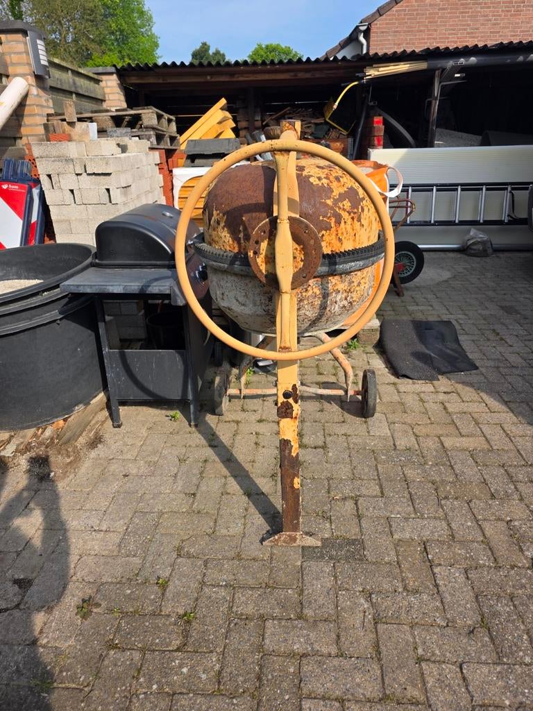Betonmolen Limex 125LP - Gebruikt maar functioneel, Ophalen, Gebruikt
