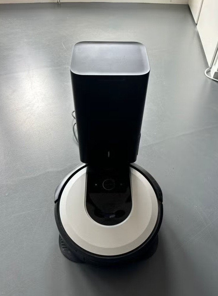 Roomba i7 iRobot – Slimme robotstofzuiger, Witgoed en Apparatuur, Stofzuigers, Ophalen, Robotstofzuiger